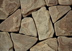 Камень песчаник «Рельефный» окатанный желто-коричневый